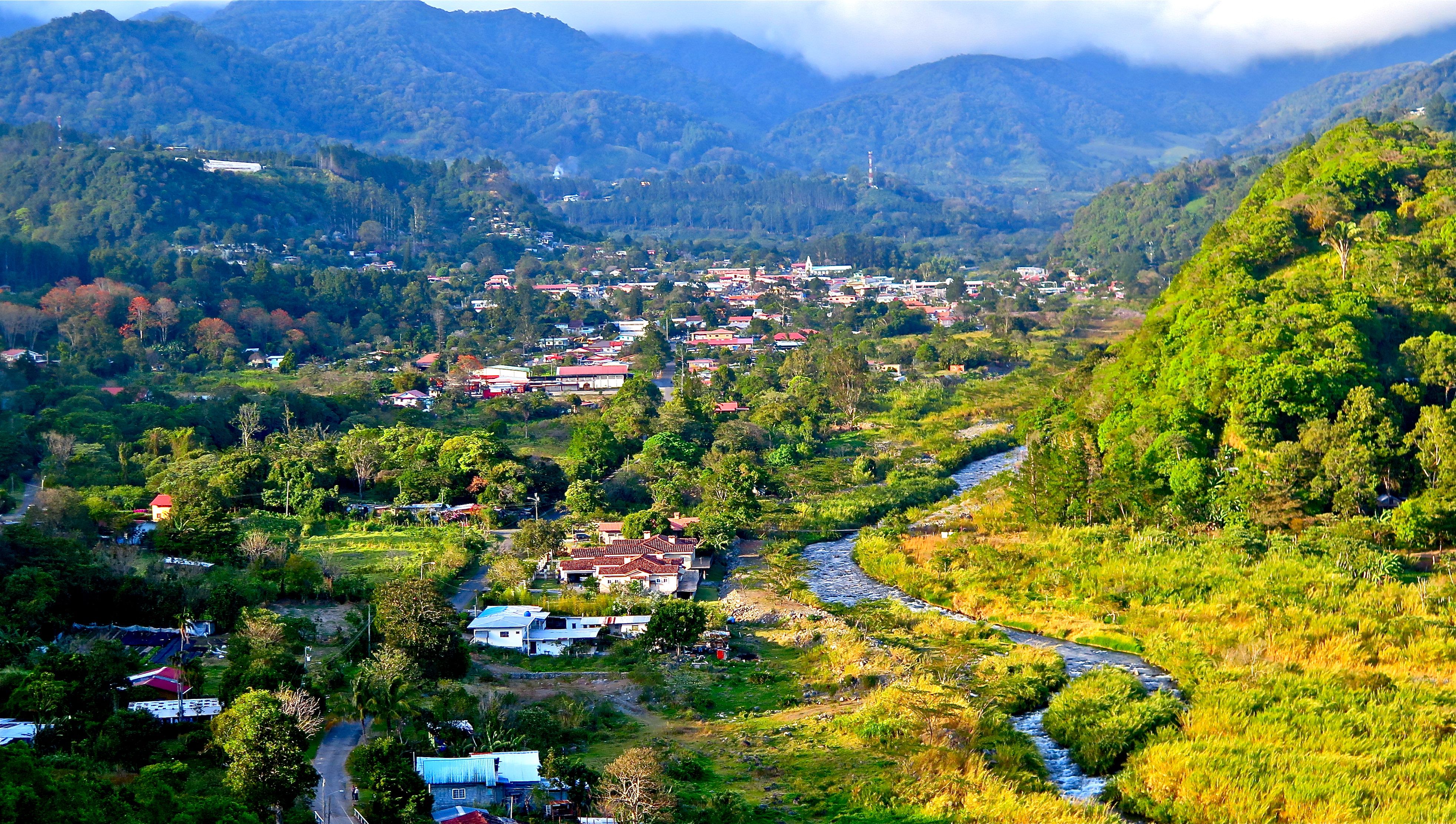 Boquete, Panama, in the mountains close to Costa Rica, sets in a valley below Volcan Baru, the nation's tallest mountain. Photo/Keith Schneider