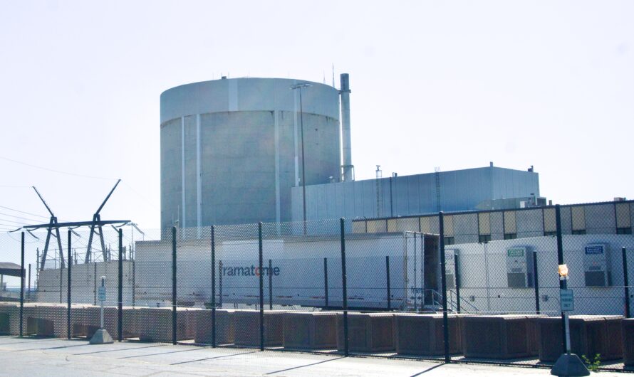 Great Lakes Nuclear Revival Fortified by Ample Water, $Billions In Public Financing